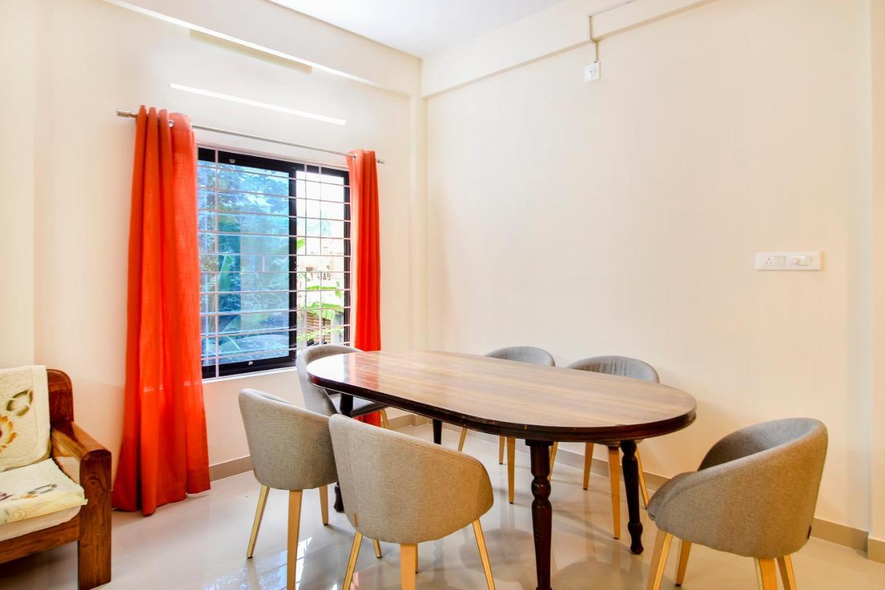 Oyo Home 81801 Akash Villa Trippapur Exterior foto