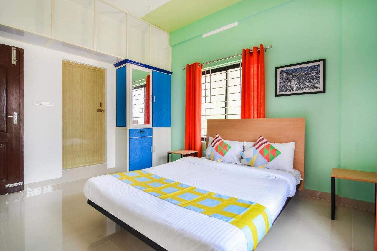 Oyo Home 81801 Akash Villa Trippapur Exterior foto