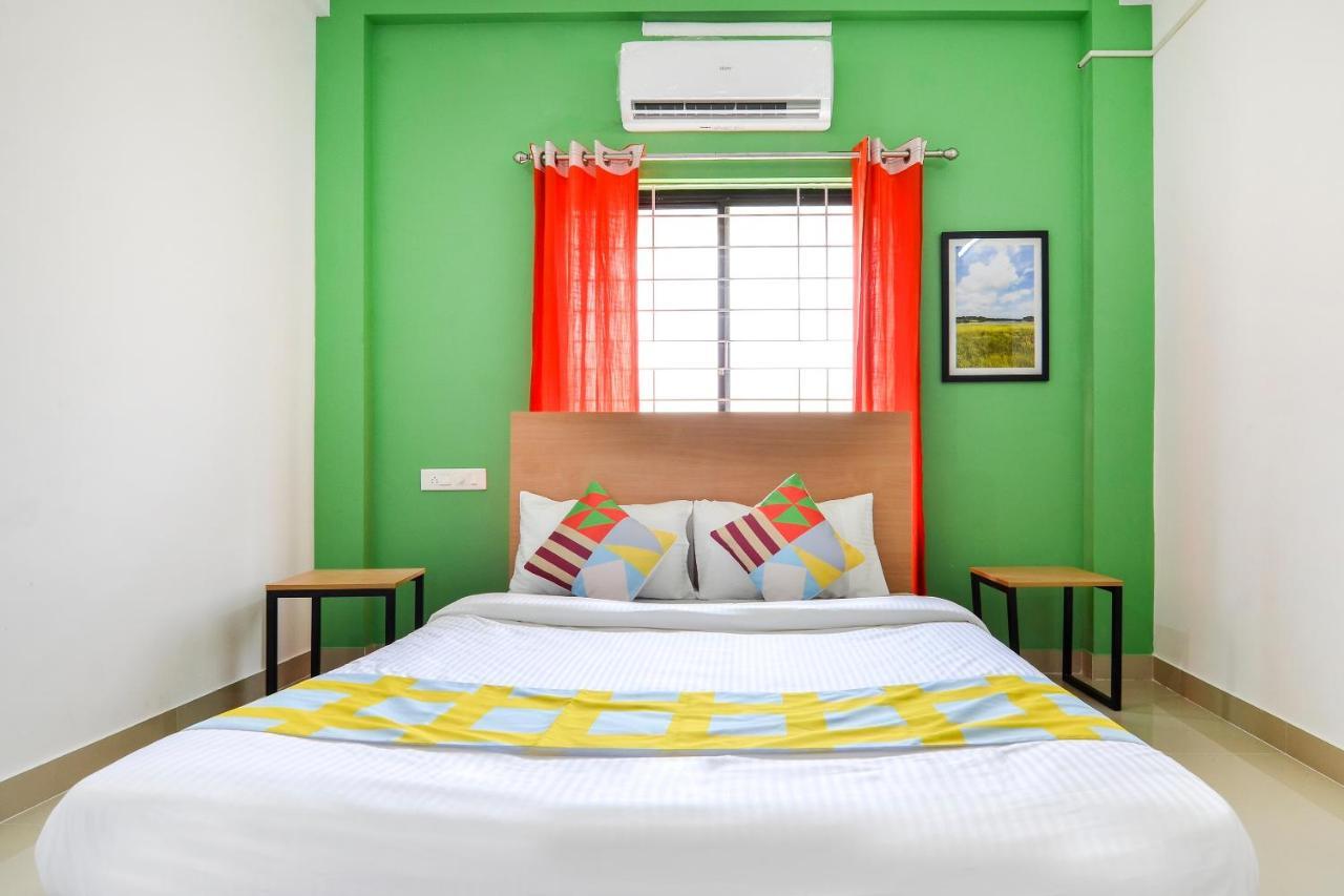 Oyo Home 81801 Akash Villa Trippapur Exterior foto