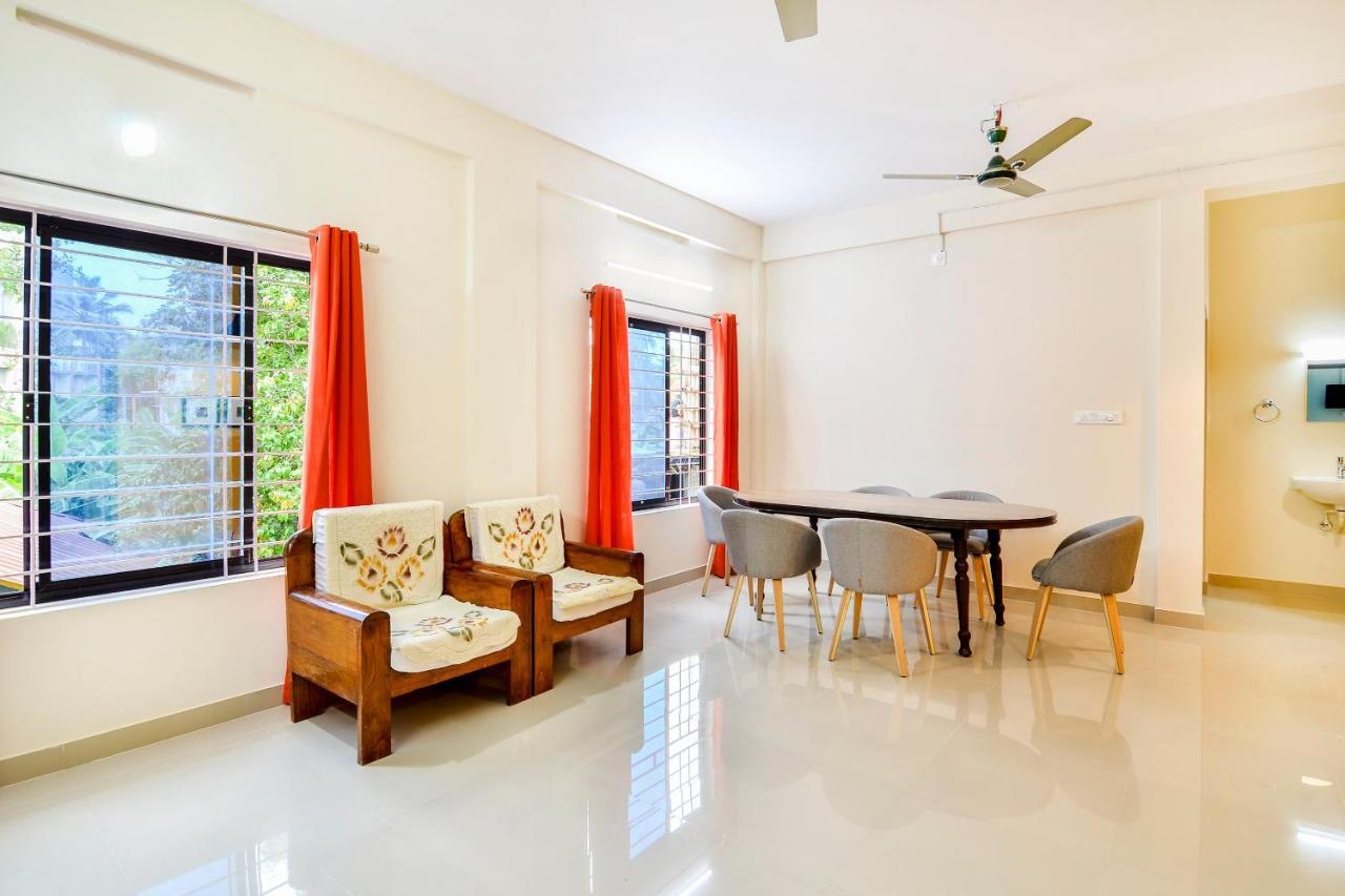 Oyo Home 81801 Akash Villa Trippapur Exterior foto